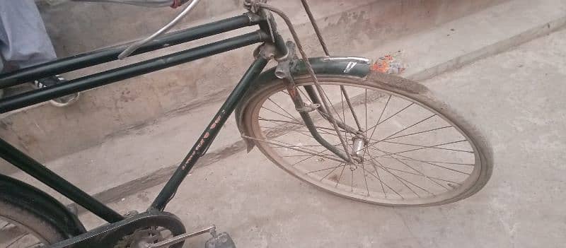 Sohrab Cycle Koi Kaam Nhi Ha Bas Brake Dalwani ha Aik 3