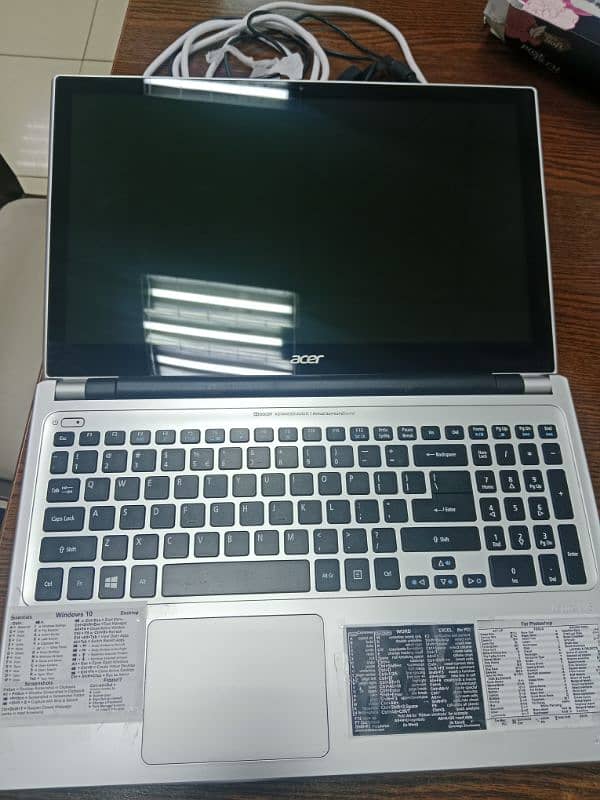 Laptop 10/10 condition 9