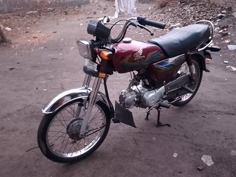 Honda CD 70 model 2021 03127915119 2