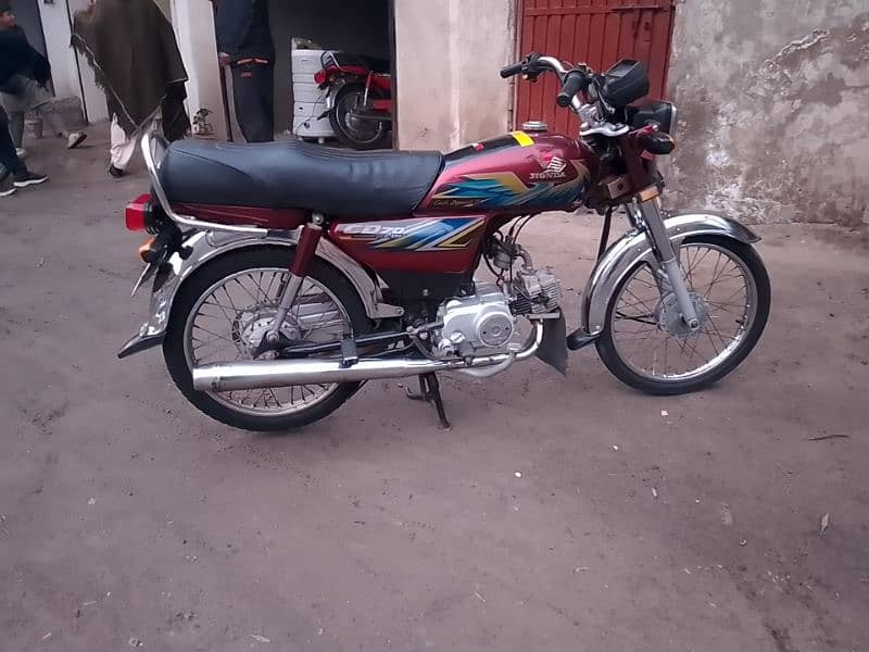 Honda CD 70 model 2021 03127915119 6