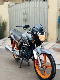 honda Cb150f spacail edition