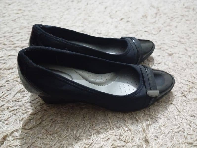 Imported brand new wedge heel shoes size 38 1/2 2