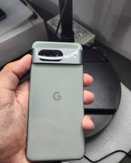 Google Pixel 8 OEM lock 3