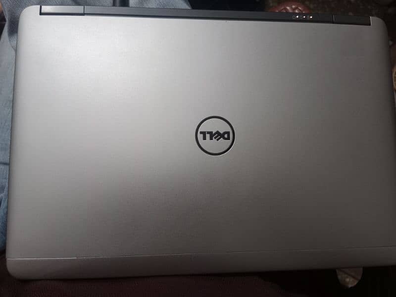 Dell 7240 Condition 10/10 3