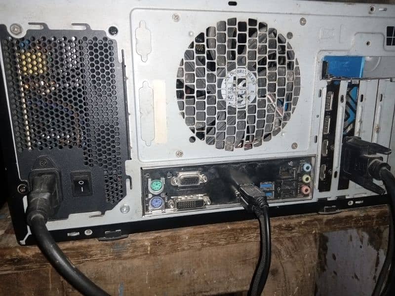 Gaming PC i3 10105 and Graphic card Rx590 8gb 11