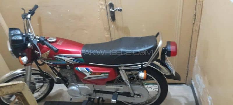 honda 125 condtion 10/10 2