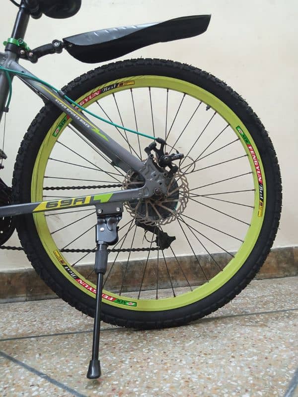 26 INCH IMPORTED GEAR CYCLE 3 MONTH USED URGENT SALE 03265153155 17