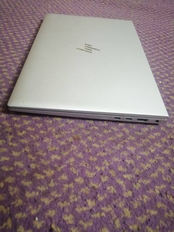 HP Laptop 1