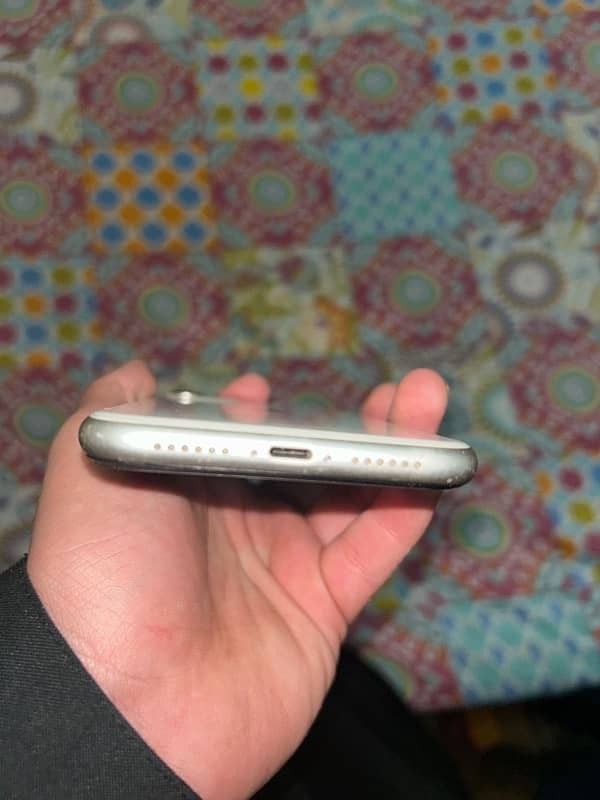 iPhone 11 LLA model (exchange possible) 3