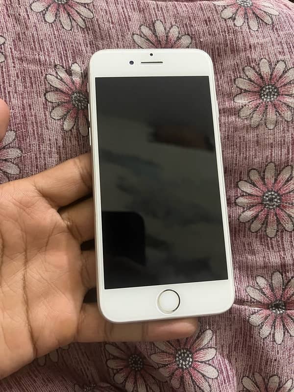 I Phone 7 32gb jv lush condition 12