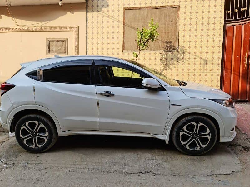 Honda Vezel 2015/2020 Z-Package Style Edition 4