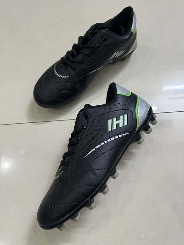 Imported Football shoes 0