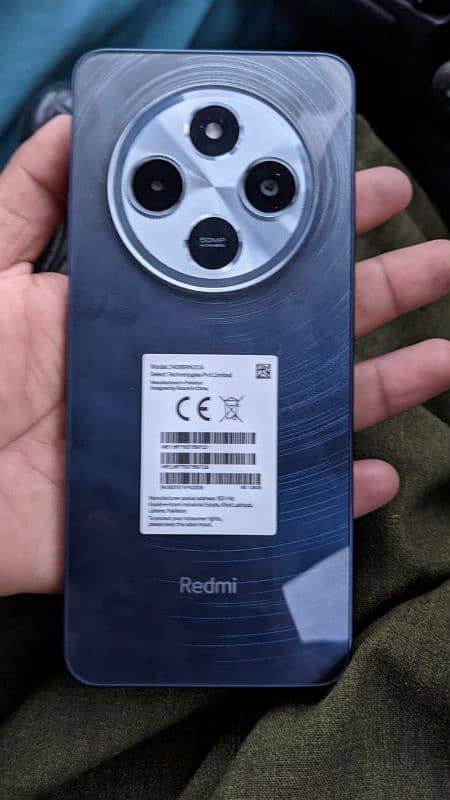 Redmi 14C . 12Gb ram 128 GB memory.  Condition 10/10. Complete box. 4