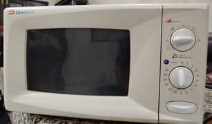 Dawlance Microwave Oven in Good Condition