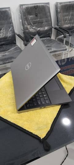 Dell precision 7550 i7 10th 16GB RAM 256GB SSD 4GB Graphic