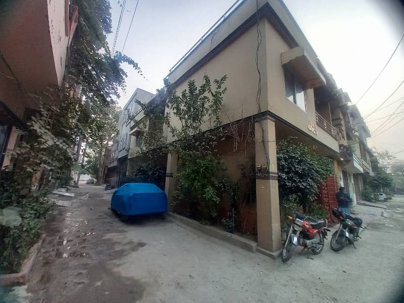 4 marla Double story house for sale in Royal Garden Lahore 5