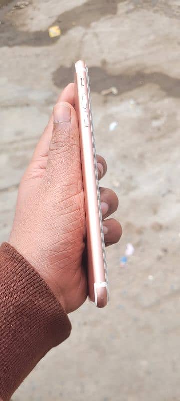 I phone 7 plus 128gb non pta 5