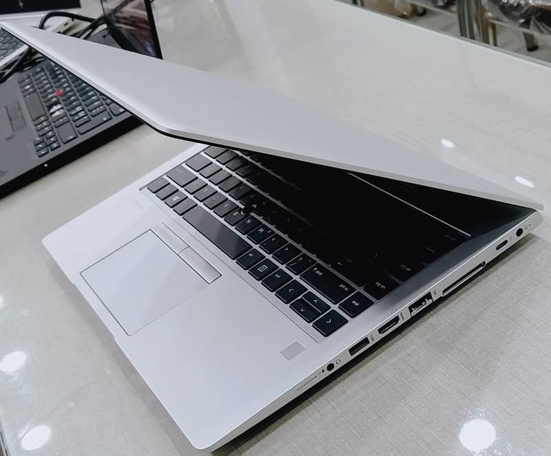 HP Elitebook 840 G6, Core i7, 8th Generations 4