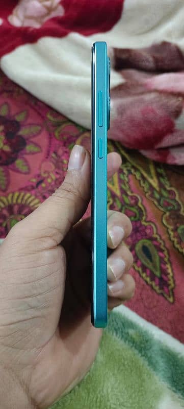 Oppo A78 Ram 8+8  Room 256 GB 8