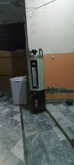 Sui Gas Boiler Geyser 35 liter