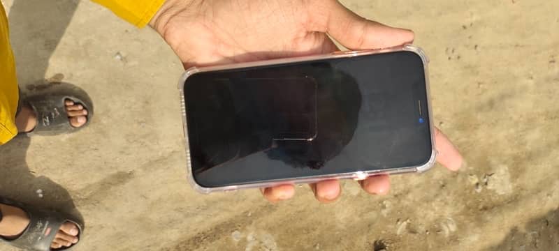 I phone xr 128 GB 5