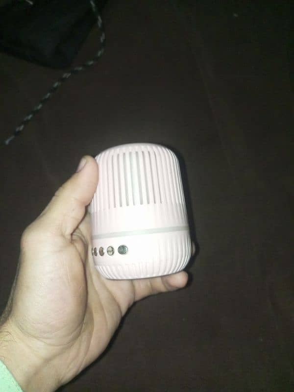 Bluetooth speakers only 1500 3