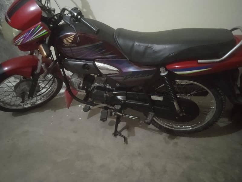 Honda pridor good condition 3