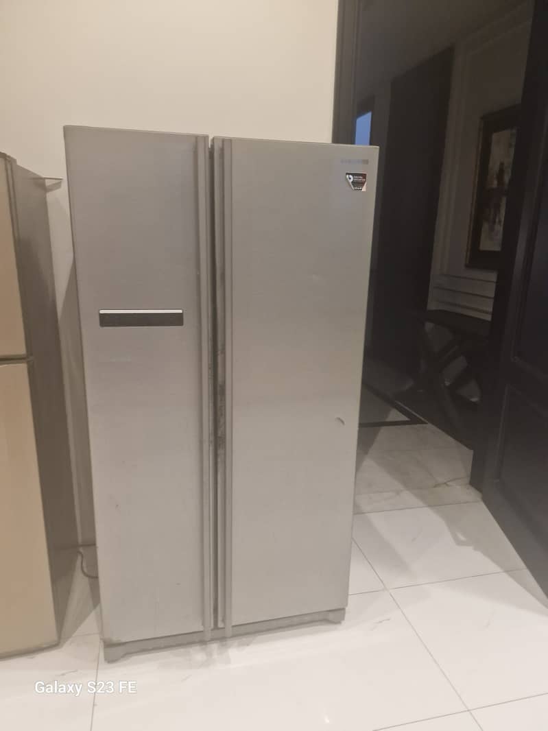 SAMSUNG DOUBLE Door Fridge MODEL RSAS1STMG. 0