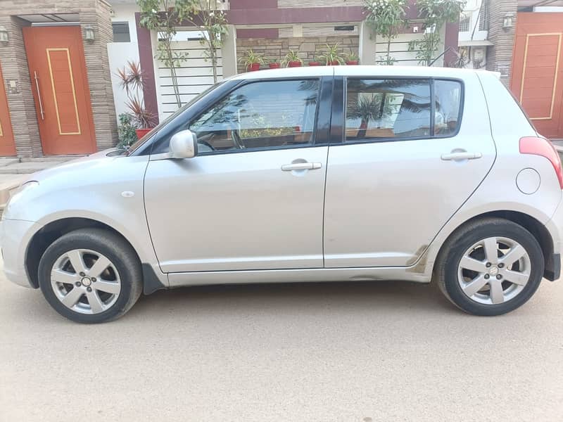 Suzuki Swift 1.3 Dlx Navigation Model 2018 3