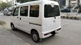 Daihatsu Hijet 2012/2017 half cruise