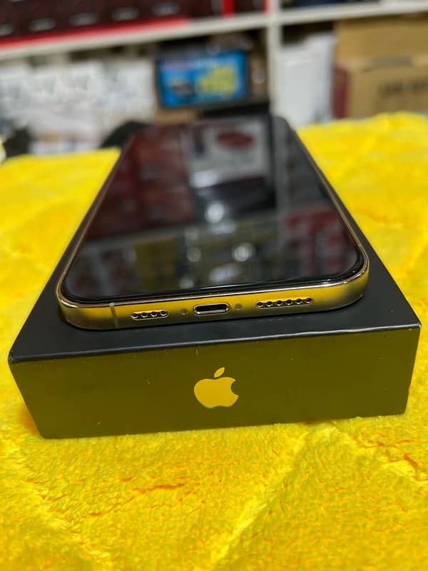 IPhone 12 Pro Max 7