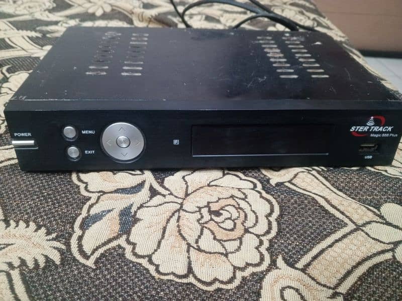 Dish Receiver 1506g sim 2