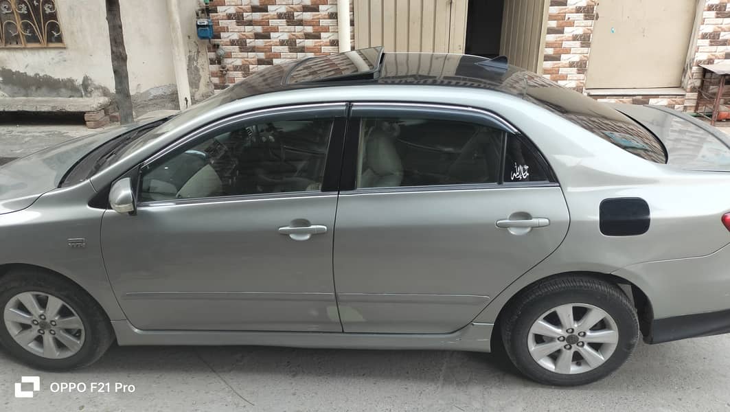 Toyota Corolla Altis 2011 10