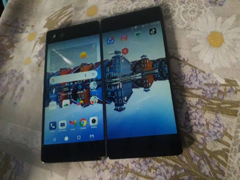 ZTE AXON M Foldable Phone Non PTA for sale 4