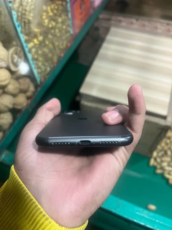 IPHONE 11 pta 2