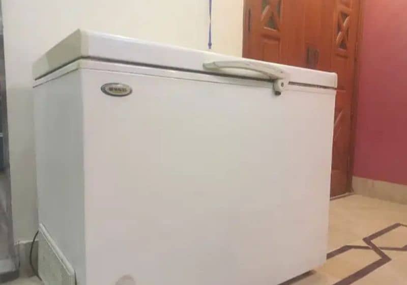 Waves Single Door Deep Freezer For Sale ( New Condition ) 1