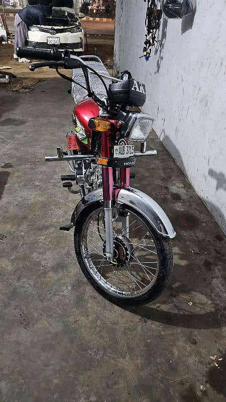 Honda CD 70 2023 6