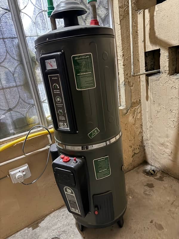 gyser 25 gallon electric + gas 2