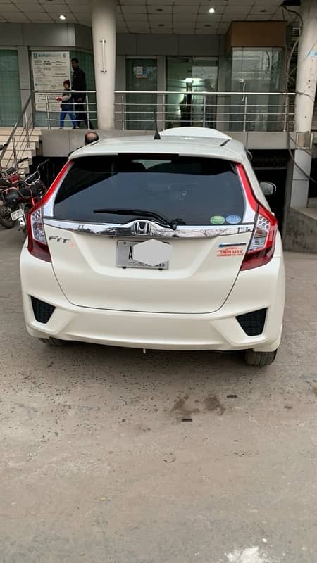 Honda Fit 2013 Pearl White 0