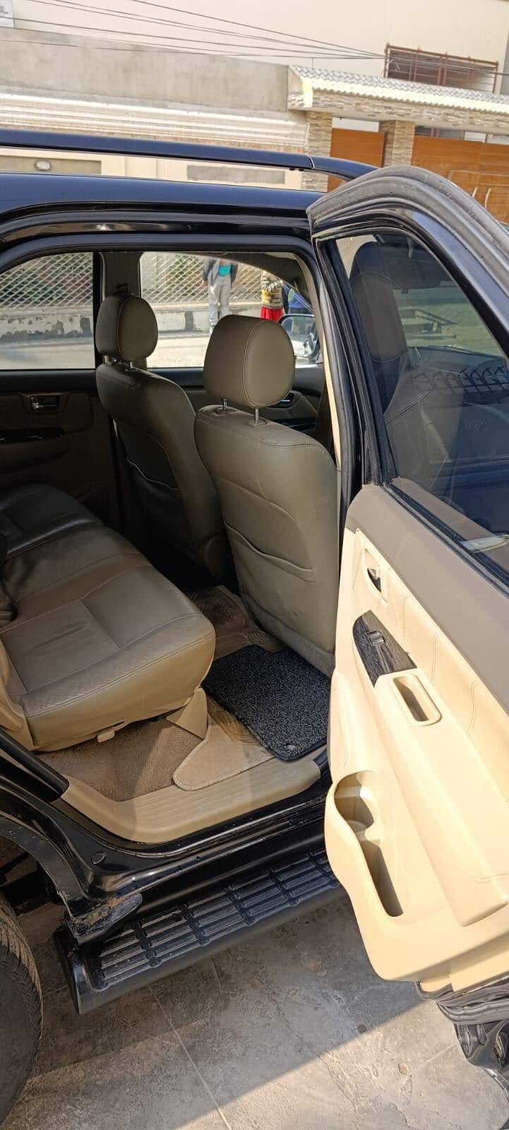 Toyota Fortuner V 2.7 VVTi 2013 11