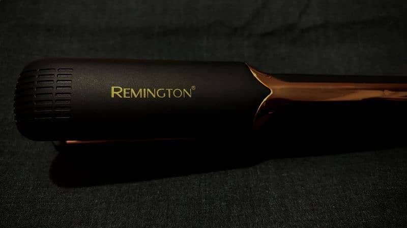 REMINGTON HAIR STRAIGHTNER 1