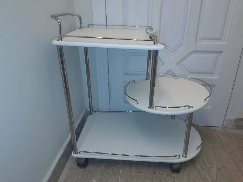 tea trolley 0