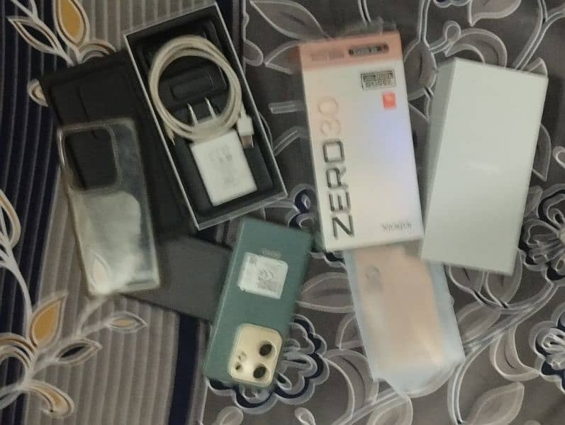 INFINIX ZERO 30 256GB 2