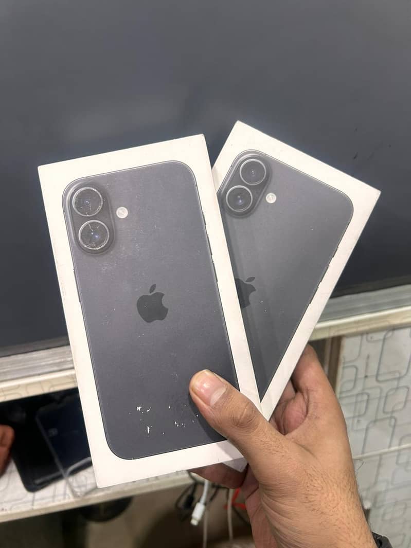 Iphone 16 & 16plus JV Boxpack / Black 0