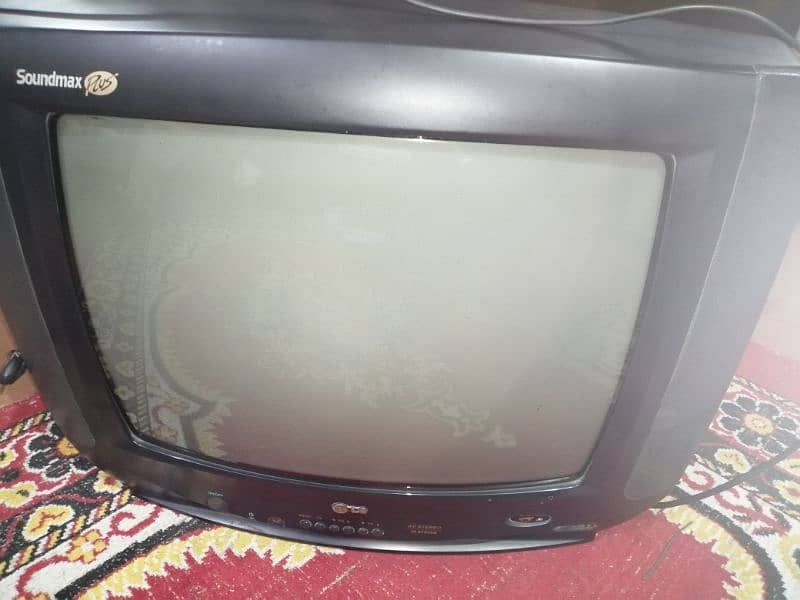 LG tv 21 inch 3