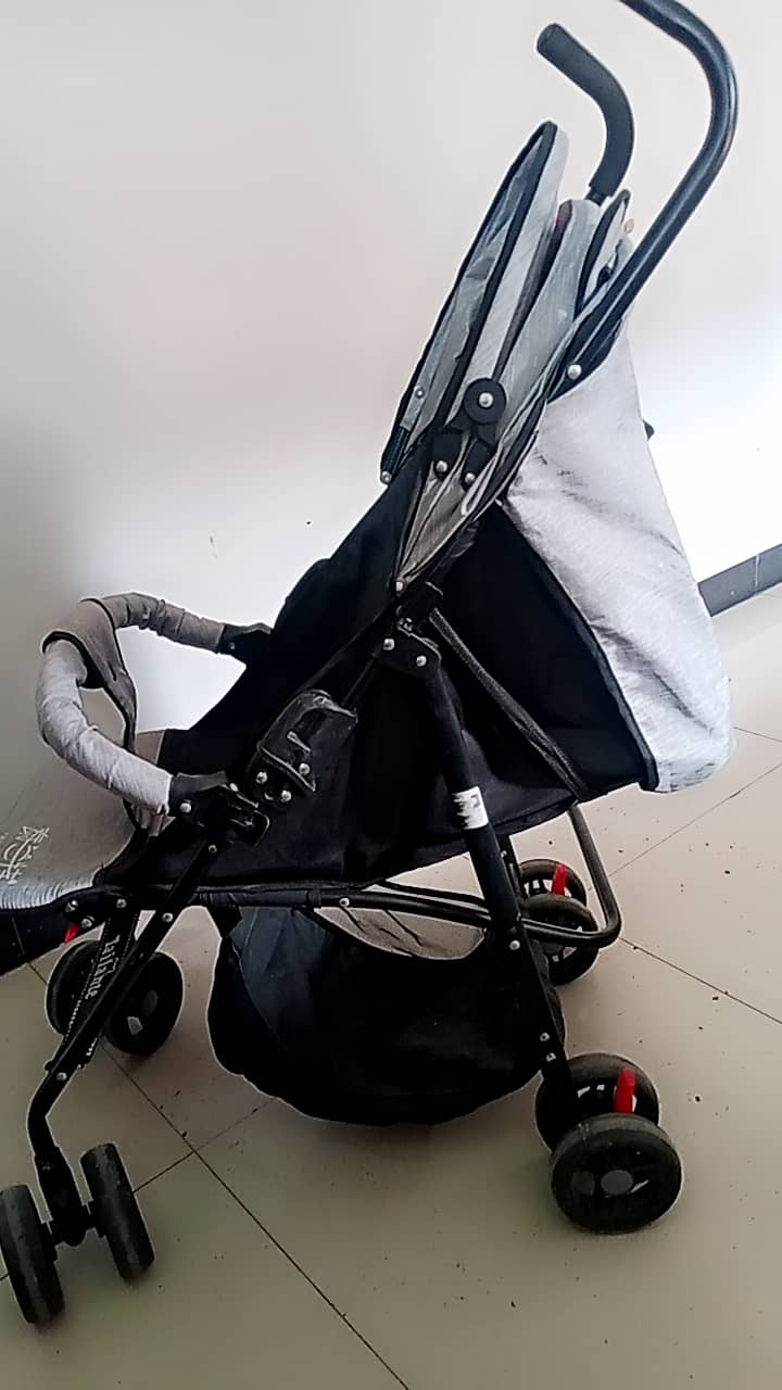 Baby stroller/pram 8