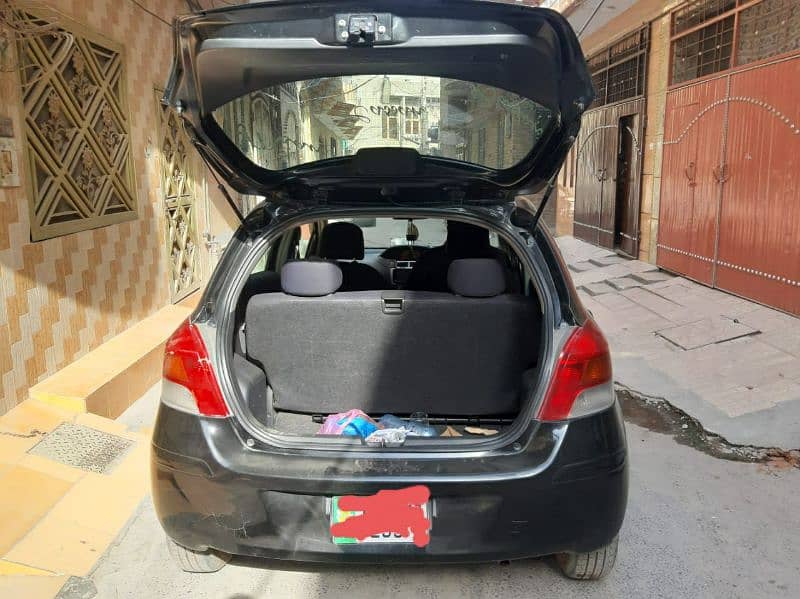 Toyota Vitz 2013 2