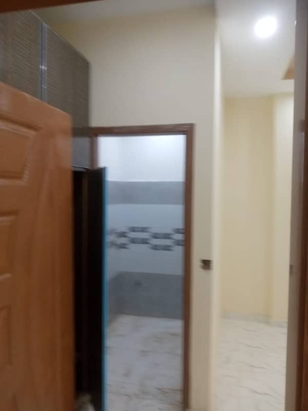 In Allama Iqbal Town - Chinab Block Flat For Rent Sized 3 Marla 0