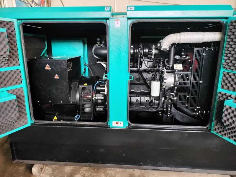 100KVA Cummins (Brand New) Diesel Generator with Sound Weather Proof 7