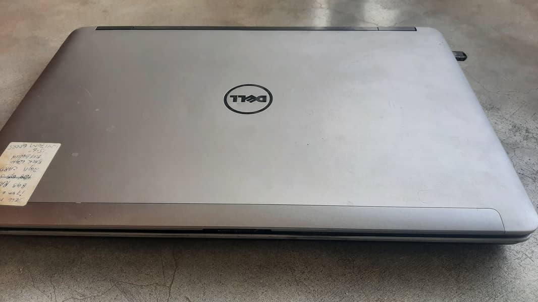 Dell M2800 best for graphic designing ( call or msg after 4pm) 1